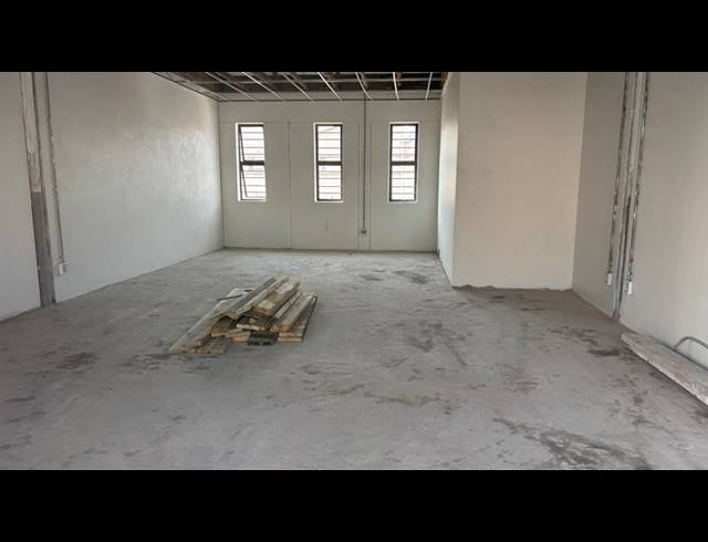 INDUSTRIAL PROPERTY TO RENT IN NDABENI
